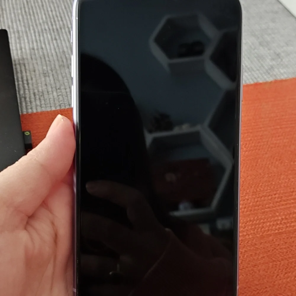 Apple iPhone 11 in Soft Purple